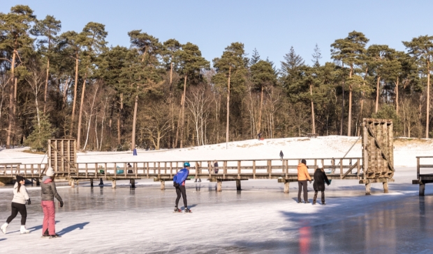 Schaatsen op het Henschotermeer zondag 14 februari