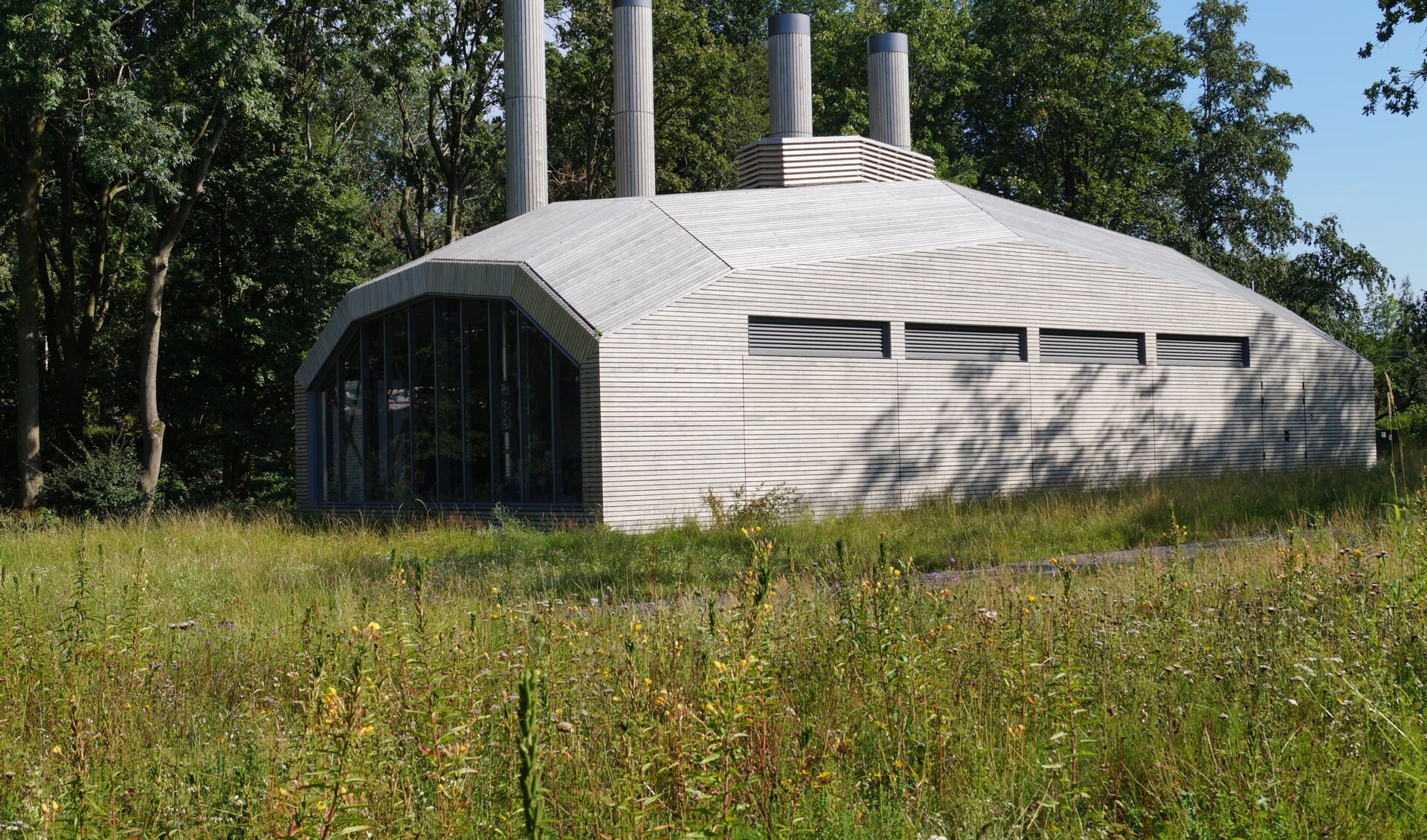 Het Warmtestation aan de Groen van Prinstererlaan is onderdeel van het reeds bestaande warmtenet in Amstelveen.