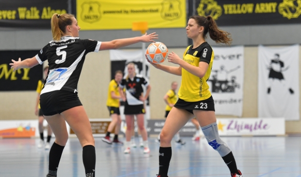 Korfbal Leaguewedstrijd tussen Dalto/Klaverbladverzekeringen en KCC/CK Kozijnen op Saturday 6 February 2021, einduitslag 22-18