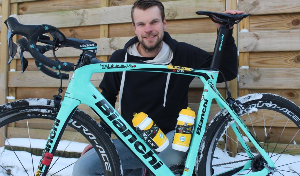 Raoul Hoefakker is wijs met zijn Bianchi waar Maarten Wynants op heeft gefietst. 'Ik ben niet harder gaan fietsen.'