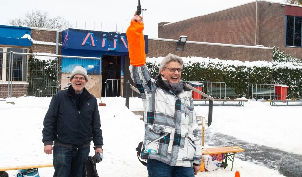 <p>Opening ijsbaan Rubensstraat</p>