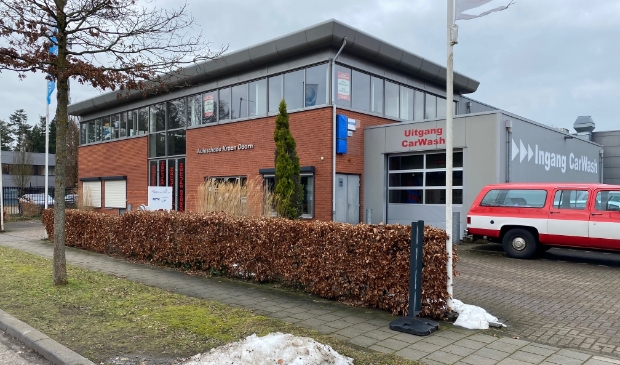 <p>Bert Schreuder ziet als eigenaar van Autoschade Kraan dagelijks wat Covid-19 met ondernemers doet.</p>