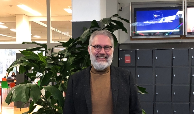 <p>Directeur Dik van Donselaar is er trots op dat het CCZ alle niveaus binnen het VMBO kan aanbieden.</p>