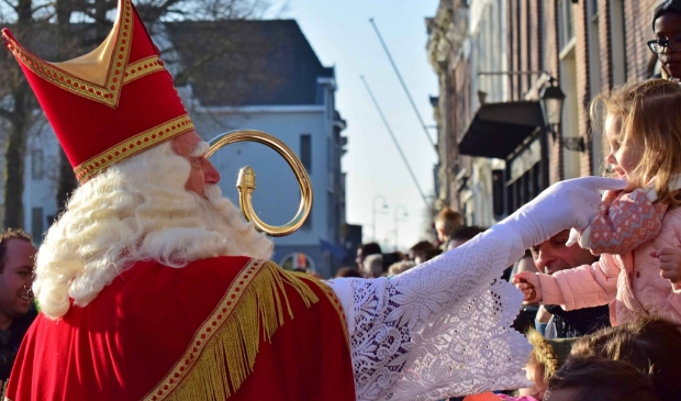 <p>De stichting Sint Nicolaasteam stopt met de intocht</p>