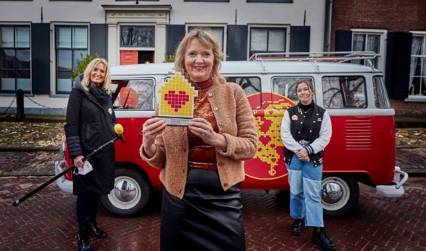 <p>V.l.n.r.: Natasja Froger, Leontine Bibo en Unforgettable Evi</p>