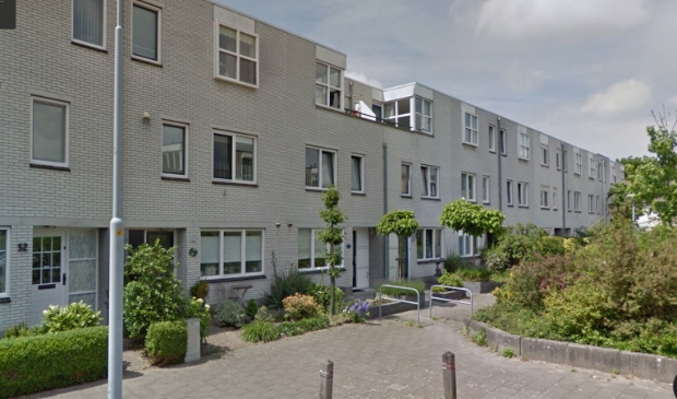 <p>Het oogt rustig op de Betsy Perkstraat, maar schijn bedriegt.</p>