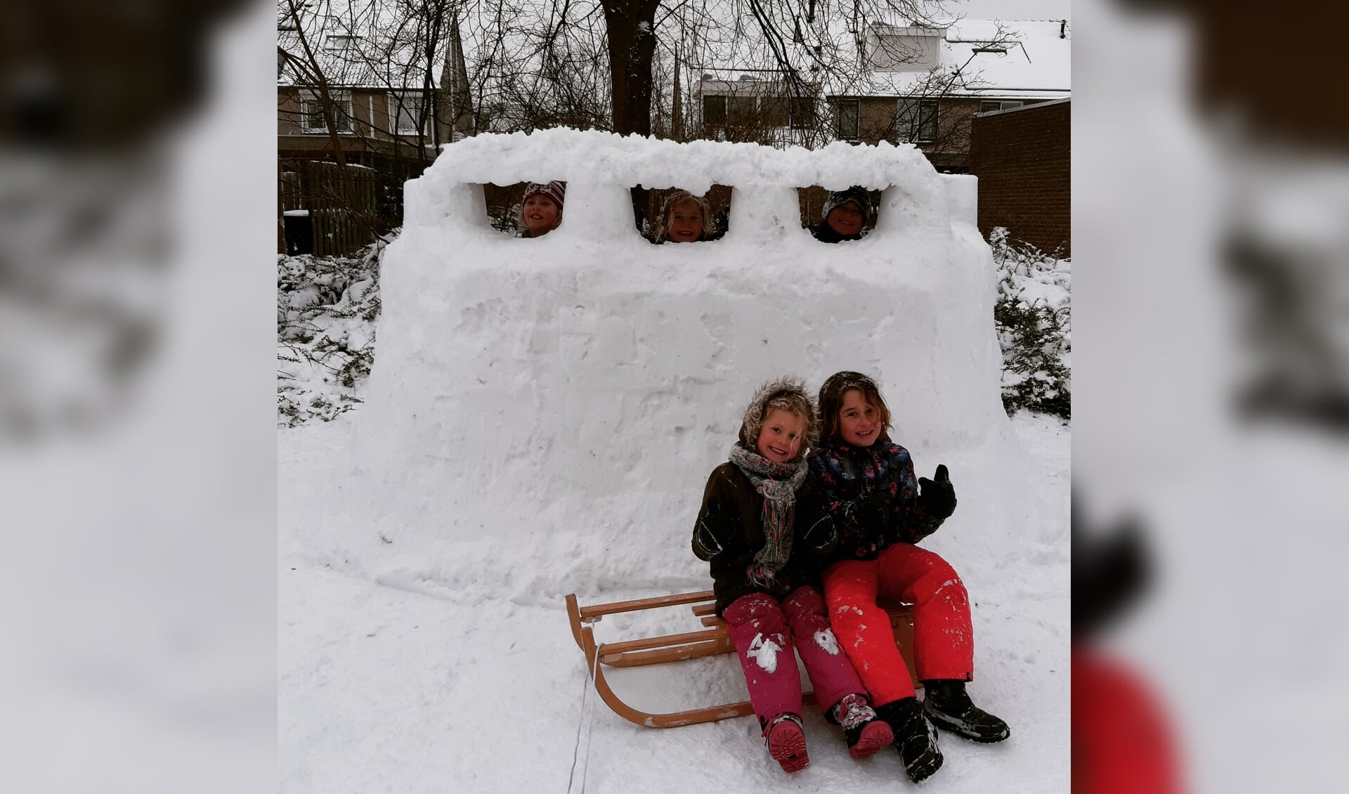 Kids met Sneeuwbunker