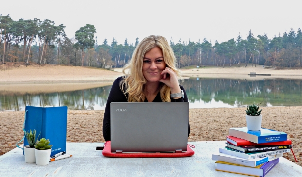 <p>Bianca Reussink: ,,Ik denk in kansen en oplossingen en ga tot het uiterste om voor jou de beste financiële deal te vinden!''</p>