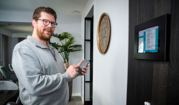 <p>Jeroen Boon: ,,De huisautomatisering is de laatste tijd in een stroomversnelling gekomen in de regio Barneveld.''</p>