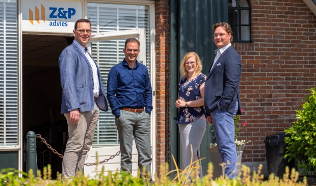 <p>Het team van Z&P Advies: ,,Wij gaan voor transparantie, vertrouwen en deskundigheid."</p>
