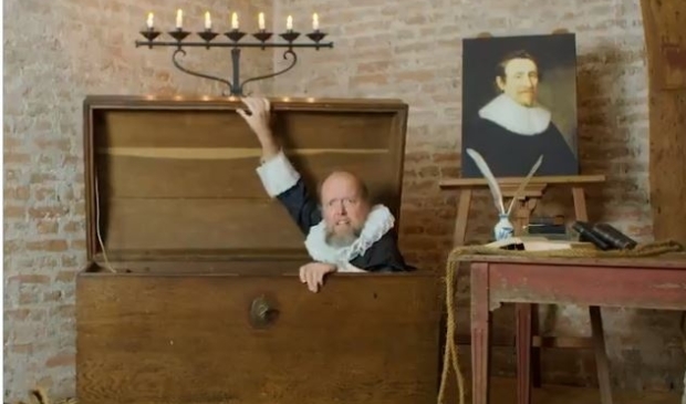 <p>Hugo de Groot ontsnapte in een boekenkist</p>