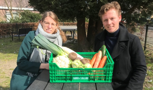 <p>Juliët Holtschlag en Justin de Witte ondertekenden de 150e intentieverklaring van Herenboeren Soest.</p>