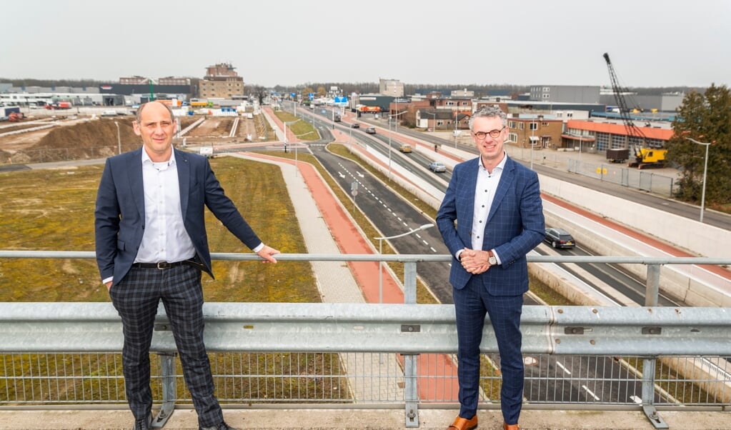 Arjan Wilbrink (links) en Albert Fieret. De coronacrisis heeft volgens hen nog geen zichtbaar effect op het aantal financieringsaanvragen van bedrijven in de regio Barneveld.