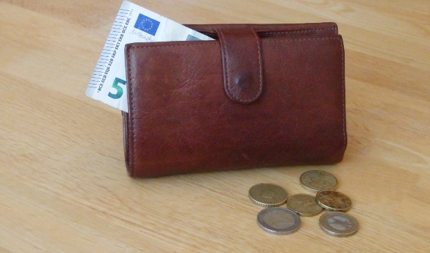 <p>Ook je geld 'goed' uitgeven moet je leren</p>