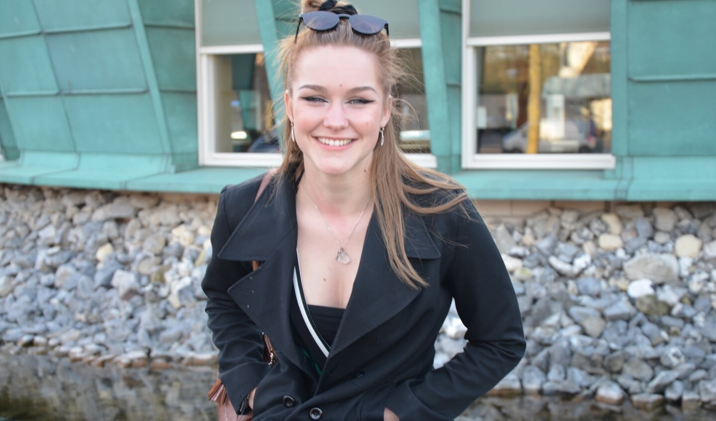 Mercy de Jong mist het contact met haar vriendengroep