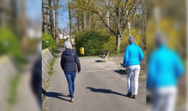Wandelen op 'gepaste nabijheid'