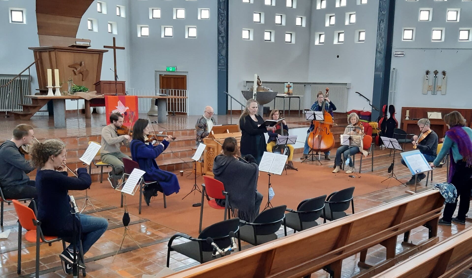 Repetitie van bach Ensemble Amsterdam in de Kruiskerk.