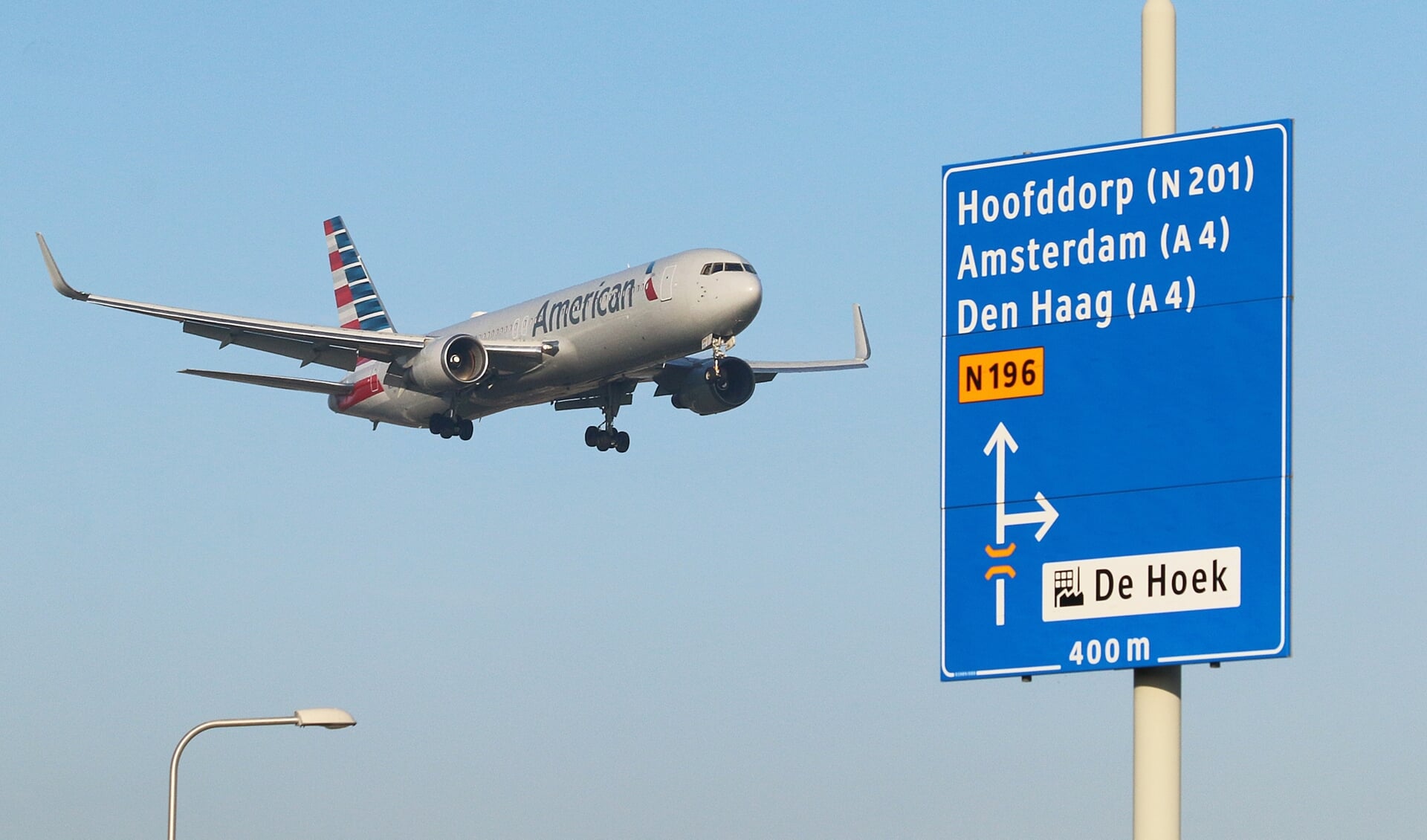 Schiphol en LVNL lanceren zestien nieuwe maatregelen tegen vliegtuiglawaai.