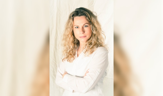 <p>www.werkenbijsyndion.nl/vrijwilliger</p><p>www.syndion.nl</p><p>vrijwilligerswerk@syndion.nl</p><p>0183-651150</p>