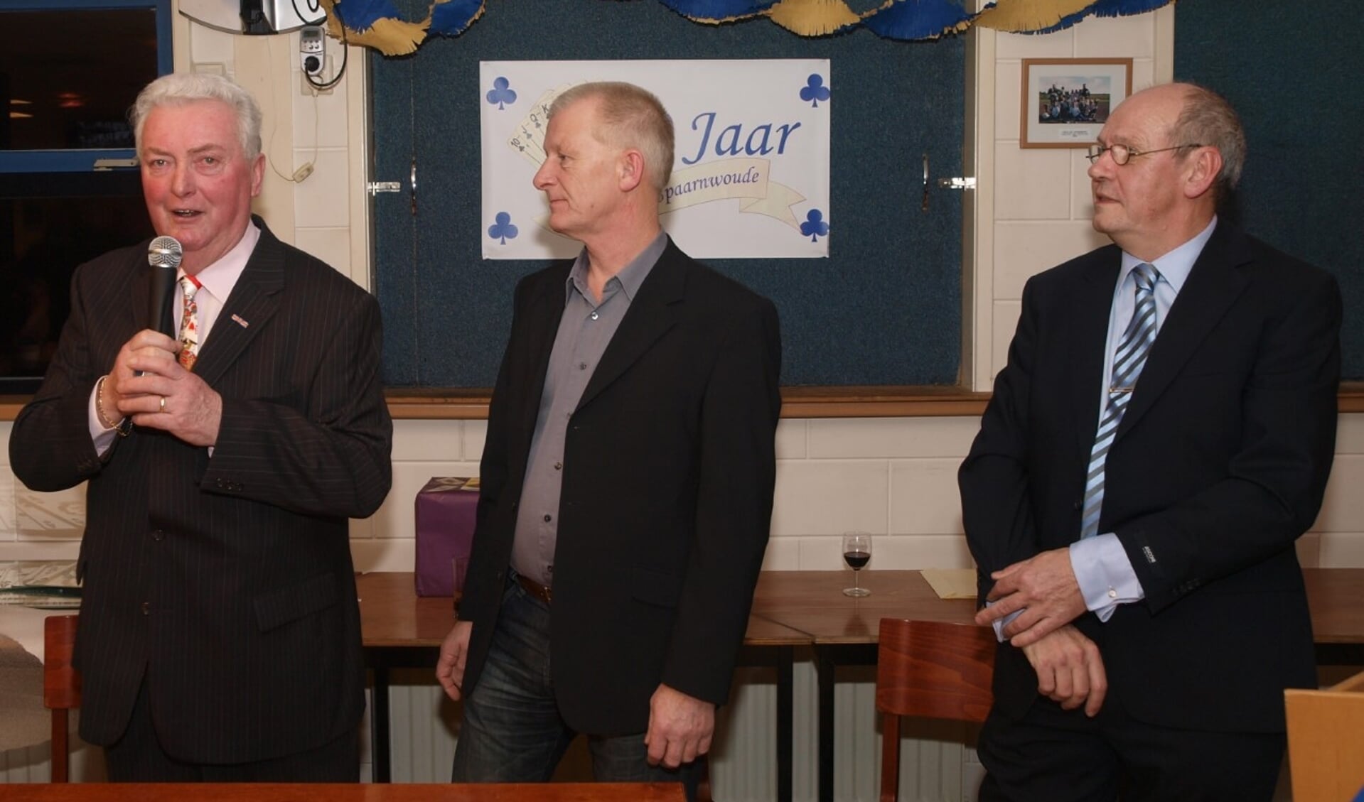 SV Spaarnwoude is opgericht op 27 februari 1971 door Henk Goebert (links). Naast hem Ed Karman en Ron IJlstra.