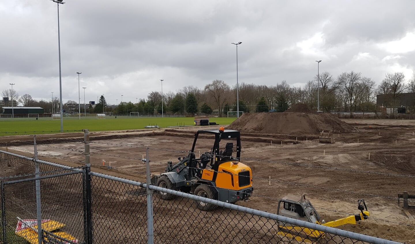 Voetbalvereniging Blauw Geel ’55 heeft op Sportpark Peppelensteeg een trainingsveld ter beschikking gesteld voor de bouw van een Playce X, een openbaar multifunctioneel sportveld. Het is een nieuwe stap om het gebied om te vormen tot Open Sportpark.