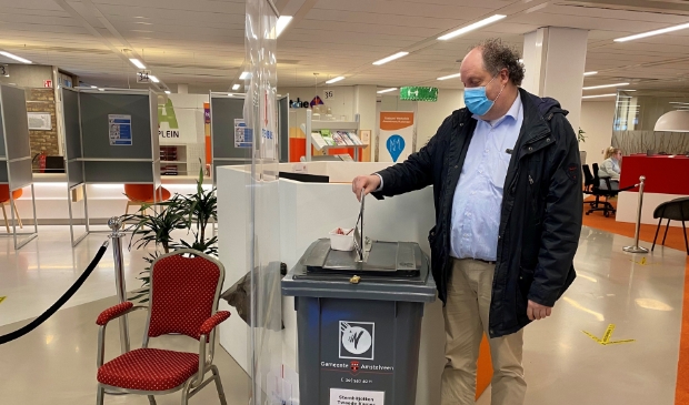 <p>Inwoners konden maandag en dinsdag onder meer in het raadhuis vervroegd hun stem uitbrengen </p>