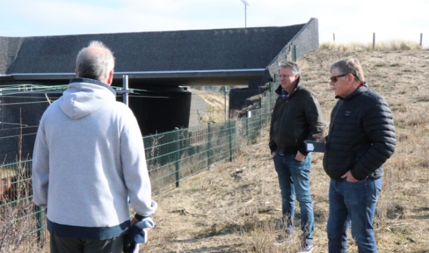 <p>Willem van der Sloot met de beide burgemeesters</p>