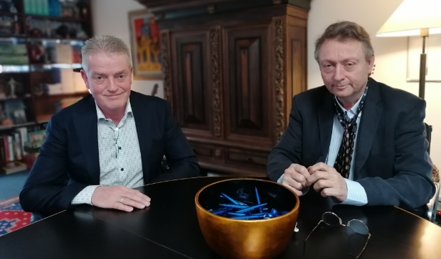 <p>Marc van der Bent en Peter de Leede: ,,Ons beroep is niet procederen, maar juist bemiddelen."</p>