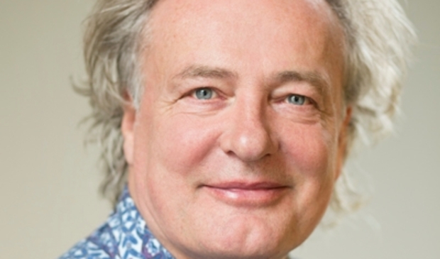 <p>Bert 't Hart heeft de muzikale leiding in handen.</p>