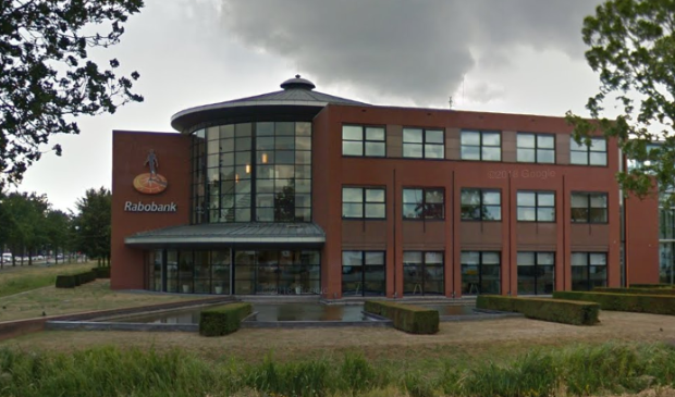 <p>Bij de aankoop van het voormalige Rabobankgebouw aan de ’t Van Hoffstraat als nieuw gemeentehuis was duidelijk dat de archieven niet mee zouden verhuizen naar dit pand. </p>
