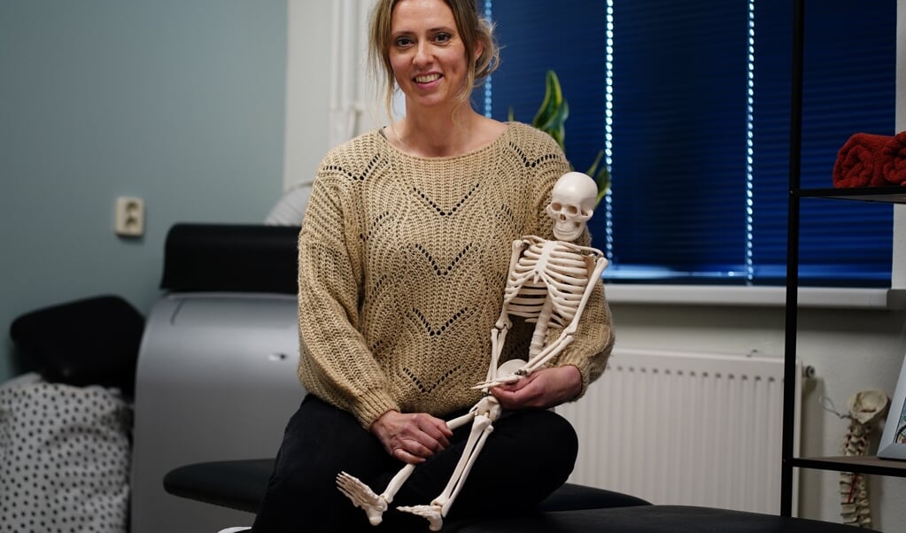 Eveline Baas heeft een fysiotherapiepraktijk in Bindelwijk, Spine and Motion.