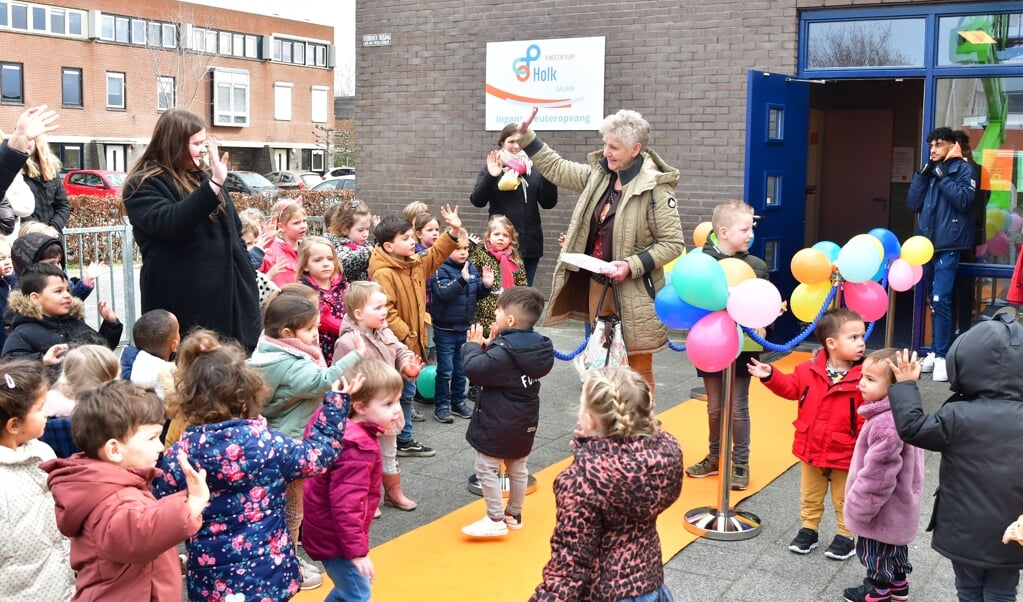 Juf Willy neemt afscheid van kindcentrum Holk