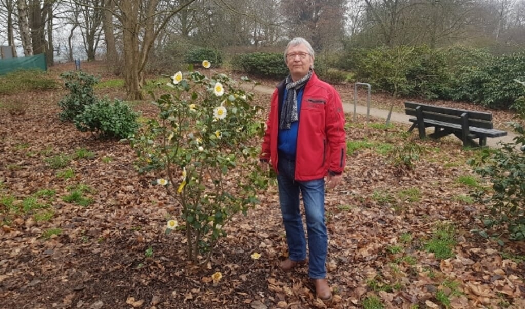 Volgens Dedde Smid staat het Arboretum na een paar mooie dagen volledig in bloei. (Foto: Kees Stap)