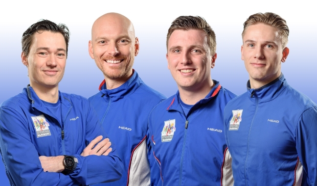 V,l.n.r.: Michiel, Tobias, Luc en Roben