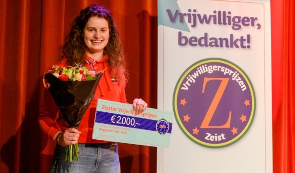 Eva de Ruiter bij de uitreiking van de vrijwilligersprijzen 2020. 