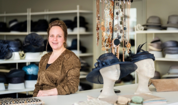 <p>Marijke van de Krol heeft Marian Hoeden vernieuwd. Vanaf vandaag gaan de deuren weer open.</p>