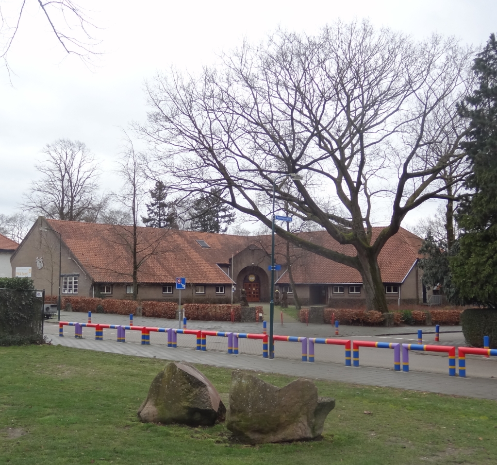 <p>Het 99 jaar oude gebouw van de openbare Prins Willem Alexanderschool aan de Beetzlaan.</p>