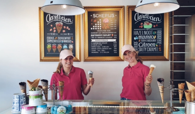 De Frietfabriek begint met een ijssalon.