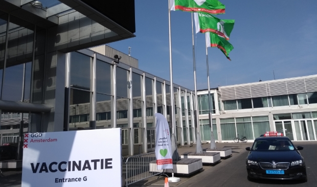 <p>Een van de vier huidige vaccinatielocaties in Amsterdam-Amstelland bij de RAI.</p>