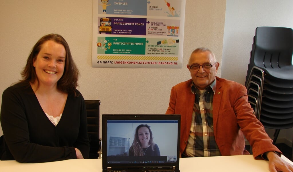 Links Marlous Dijk, op de laptop Laura Roosen en rechts Eric Harmsen.
