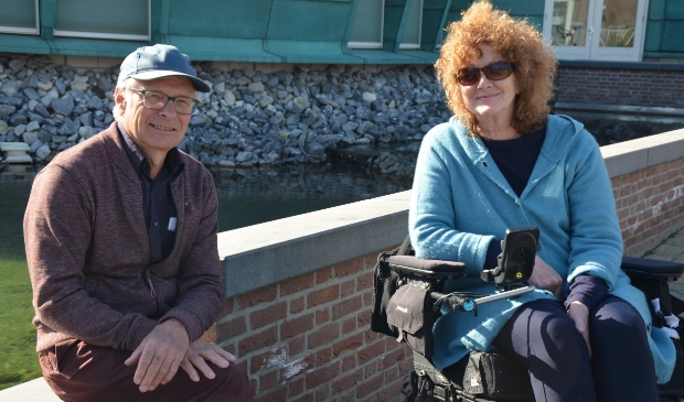 Jos Overdevest (Adviesraad Sociaal Domein) en Anita Korff de Gidts