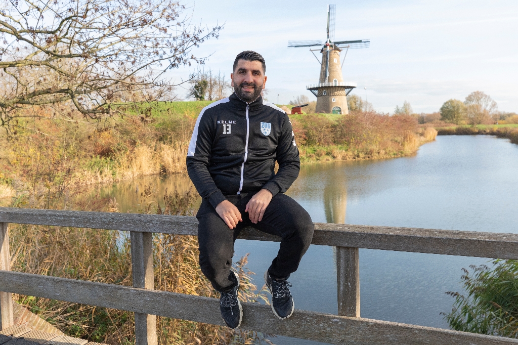 <p>Mohamed Boukrouche is geboren in de Haarwijk en werd al gekozen tot sportman van het jaar in Gorinchem</p>