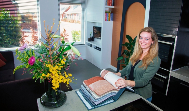 <p>Melleni van Middendorp uit Kootwijkerbroek is het gezicht achter Melleni Design.</p>