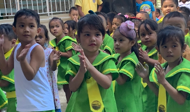 <p>Een van de vele projecten van de vriendschapsband is het project van het schooltje voor kinderen bij de vuilnisbelt van Cebu.</p>