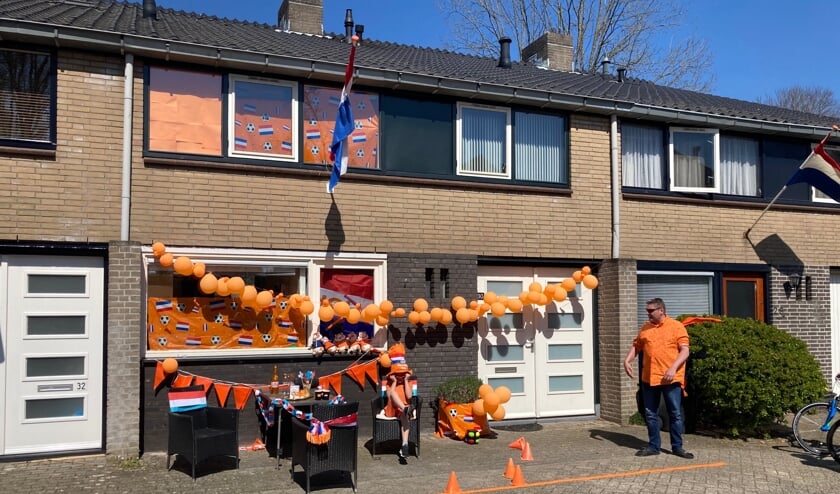 Eerste prijs, familie Van de Meeberg aan de Notengaard.