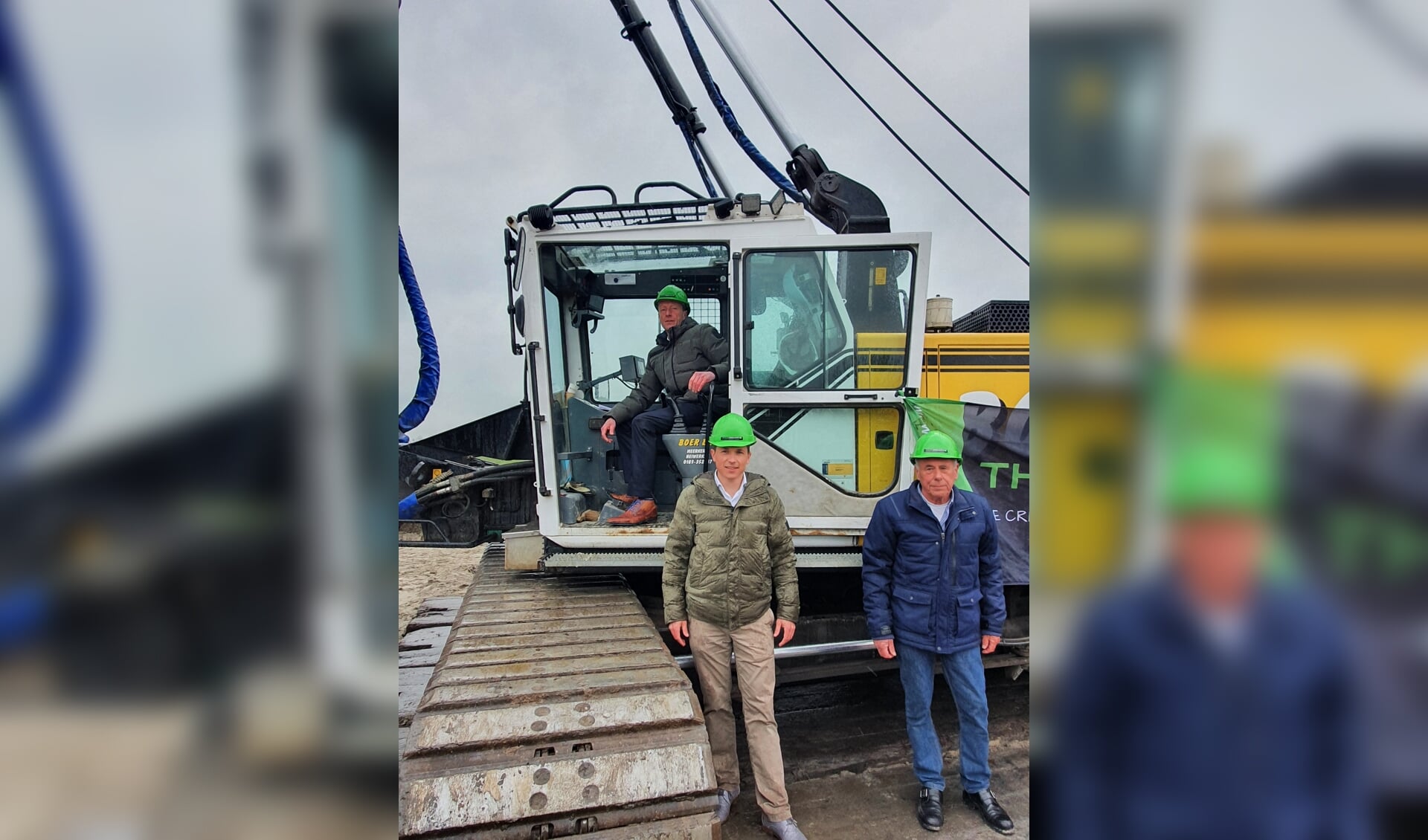 Arco Bikker (wethouder gemeente Molenlanden), Ard Dunnink (directeur Thuis in Bouwen), en Piet Kuipers (vertegenwoordiger CPO-vereniging Doetse Vliet )