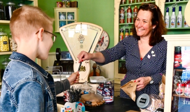 <p>Naast veel oud-Hollandse variaties telt het assortiment ook vegan opties, suikervrij snoep en snoep zonder toevoegingen.</p>