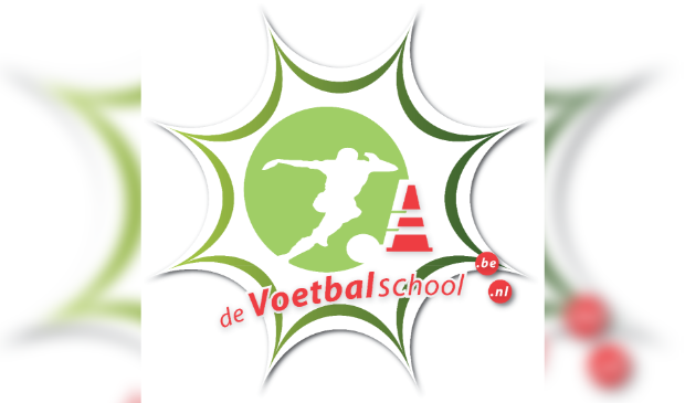Vier de vakantie bij De Voetbalschool.