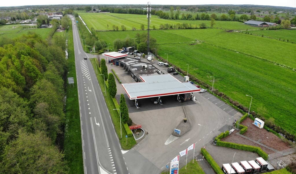 Het Esso tankstation in Woudenberg.