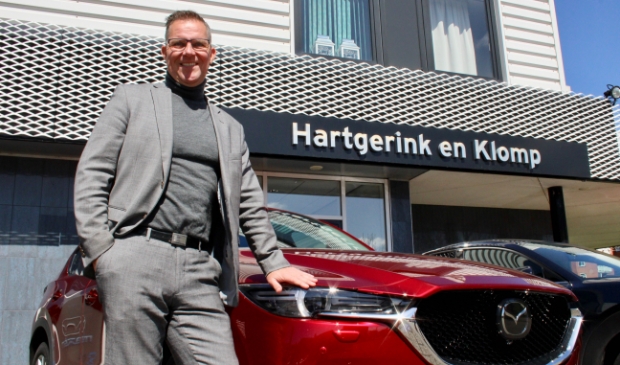 <p>René Klomp, de Mazda-dealer van de regio.</p>